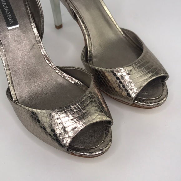 BCBGMaxAzria Osario Metallic Leather Platform Heel - Picture 10 of 11